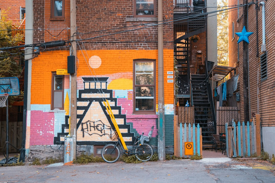 montreal plateau street